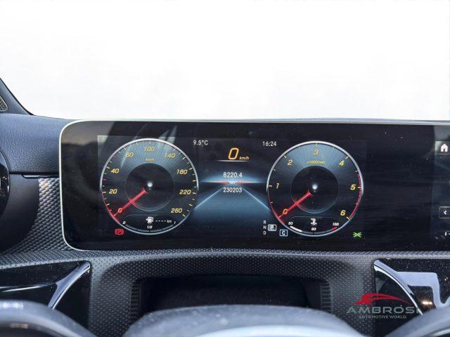 MERCEDES-BENZ A 180 180 d Business - PER OPERATORI DEL SETTORE