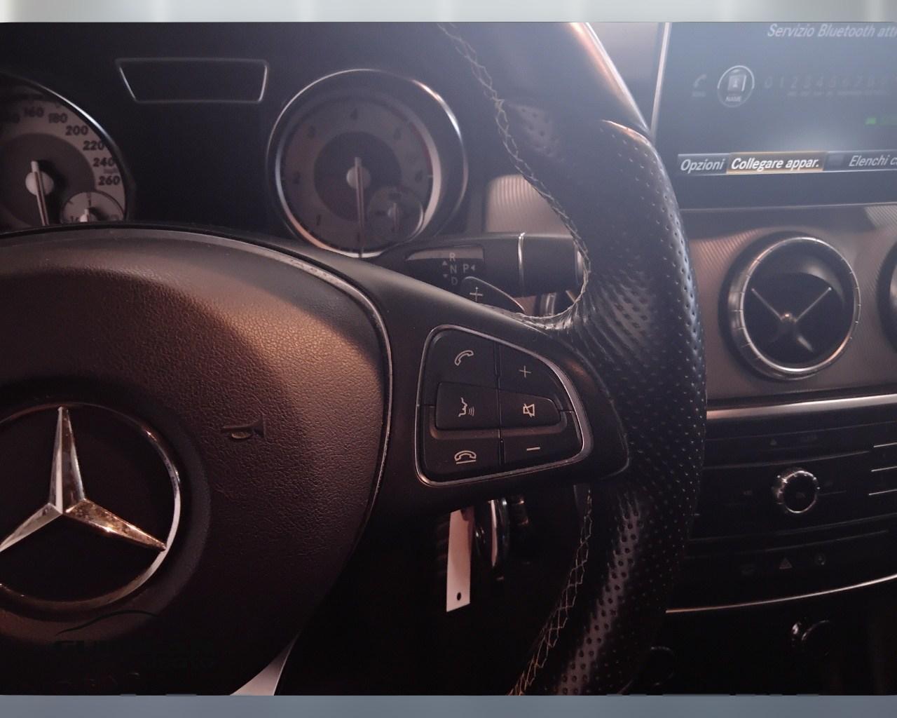 Mercedes-Benz CLA Shooting Brake - X117 - CLA Shooting Brake 220 d Sport Night auto