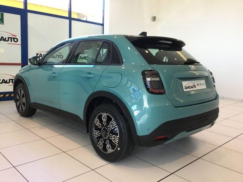 FIAT 600 600 Hybrid 145 CV DCT MHEV Icon MY24 + EXTRA