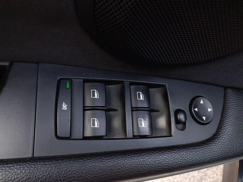 BMW Serie 3 320d cat Touring GARANZIA-KM CERTIFIC