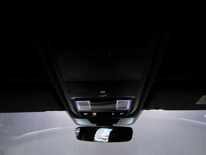 Volkswagen Tiguan 2.0 TDI 150 CV EVO SCR DSG R-Line Camera 360° Matrix Led 19"