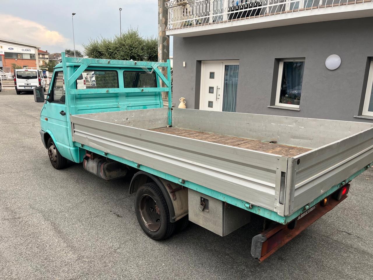 Iveco Daily 35.10 2.8 TD PL Cabinato Basic