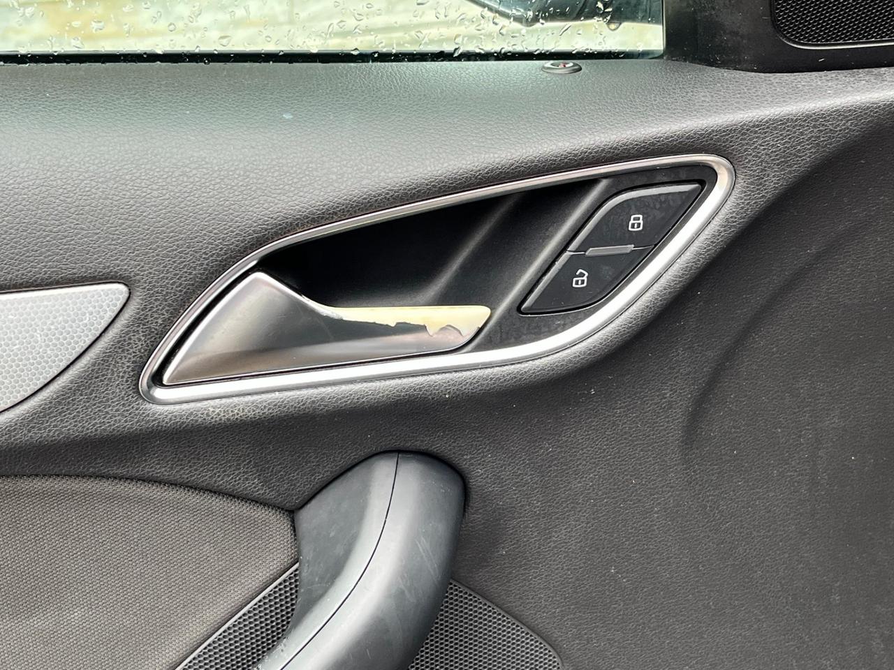 Audi Q3 2.0 TDI 140 CV quattro S tronic S Line Edition