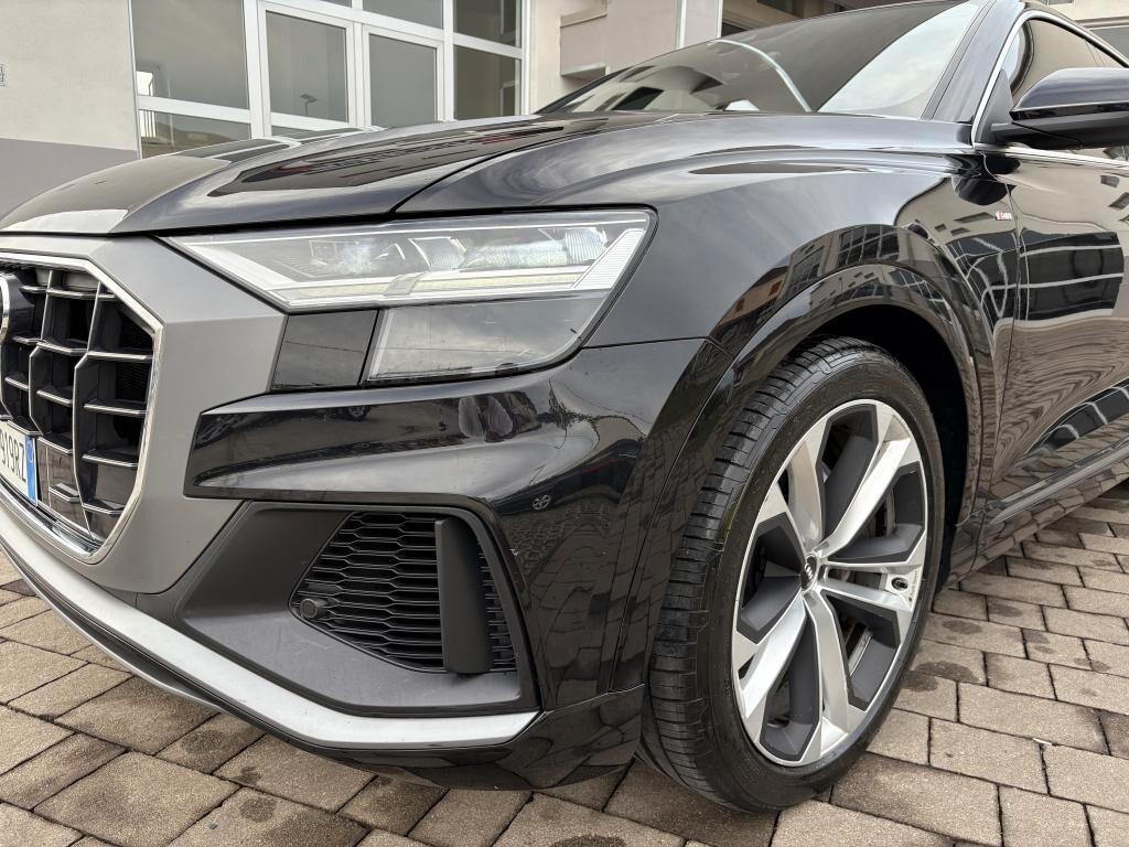 Audi Q8 50 3.0 TDI 286 CV quattro tiptronic Sport IBRIDA