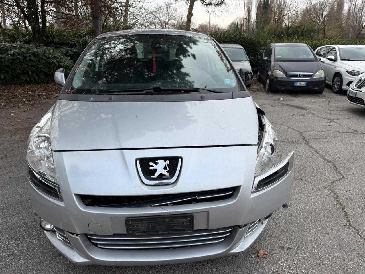Peugeot 5008 1.6 HDi 112CV Féline