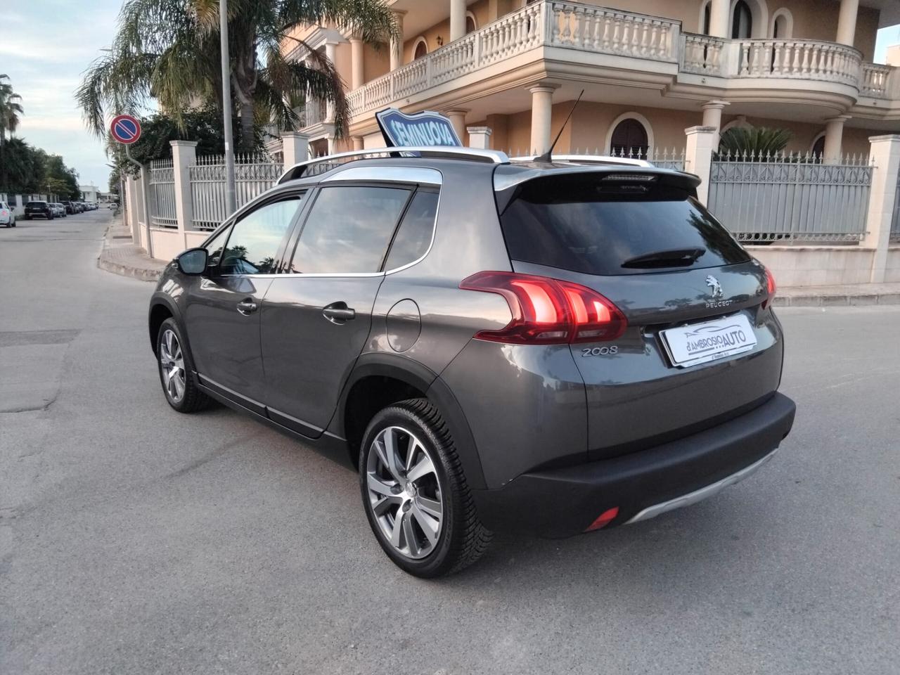Peugeot 2008 1.6 Blue-HDi 120 cv Allure my 17