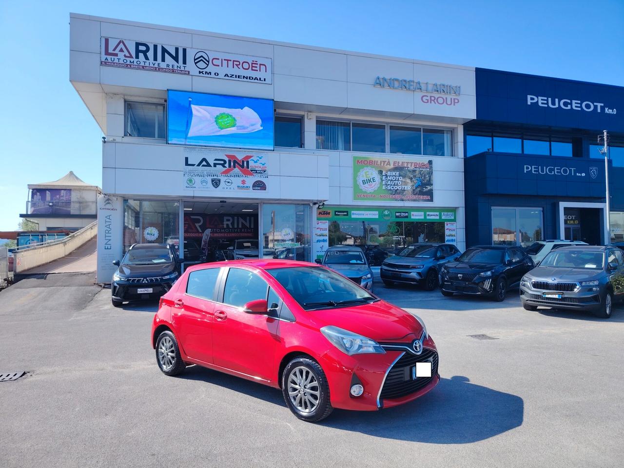 Toyota Yaris 1.0 5 porte Lounge - NEOPATENTATI