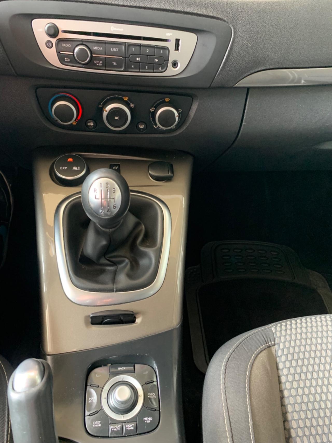 Renault Scenic Scénic XMod Cross 1.5 dCi 110CV EDC Energy