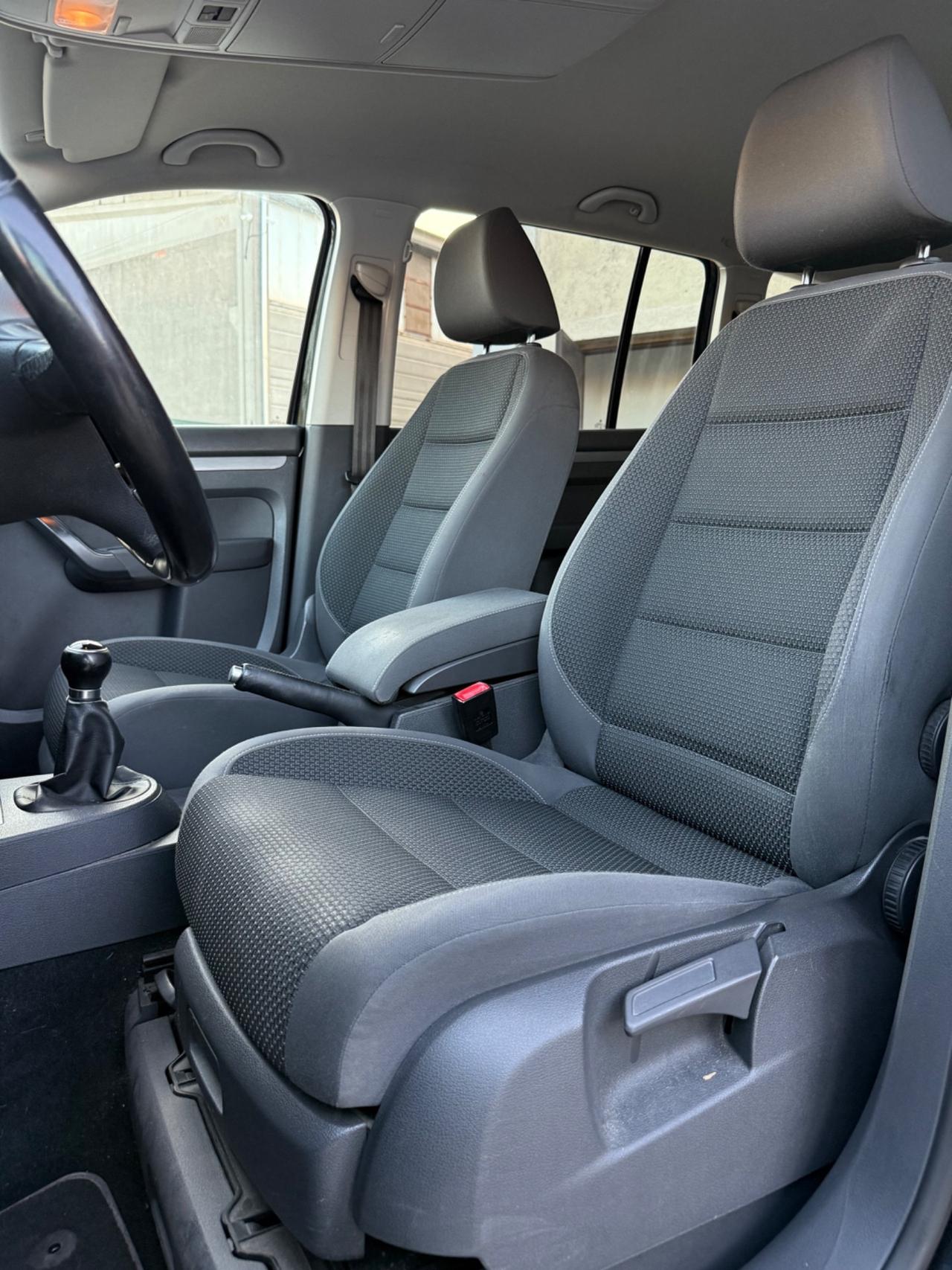 Volkswagen Touran 1.6 TDI Comfortline