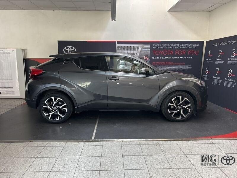 Toyota C-HR 1.8 Hybrid E-CVT Trend