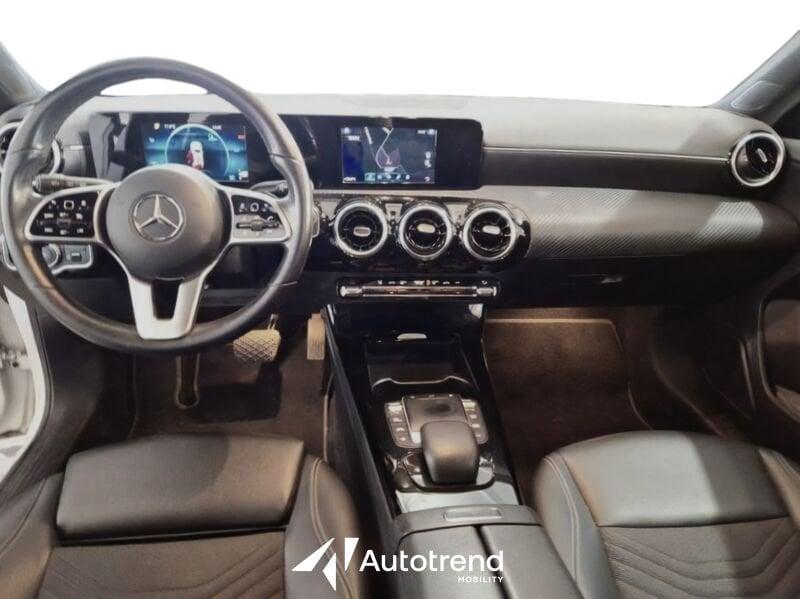 Mercedes-Benz Classe A 180 d 116 CV Automatica NAVI LED Business Extra