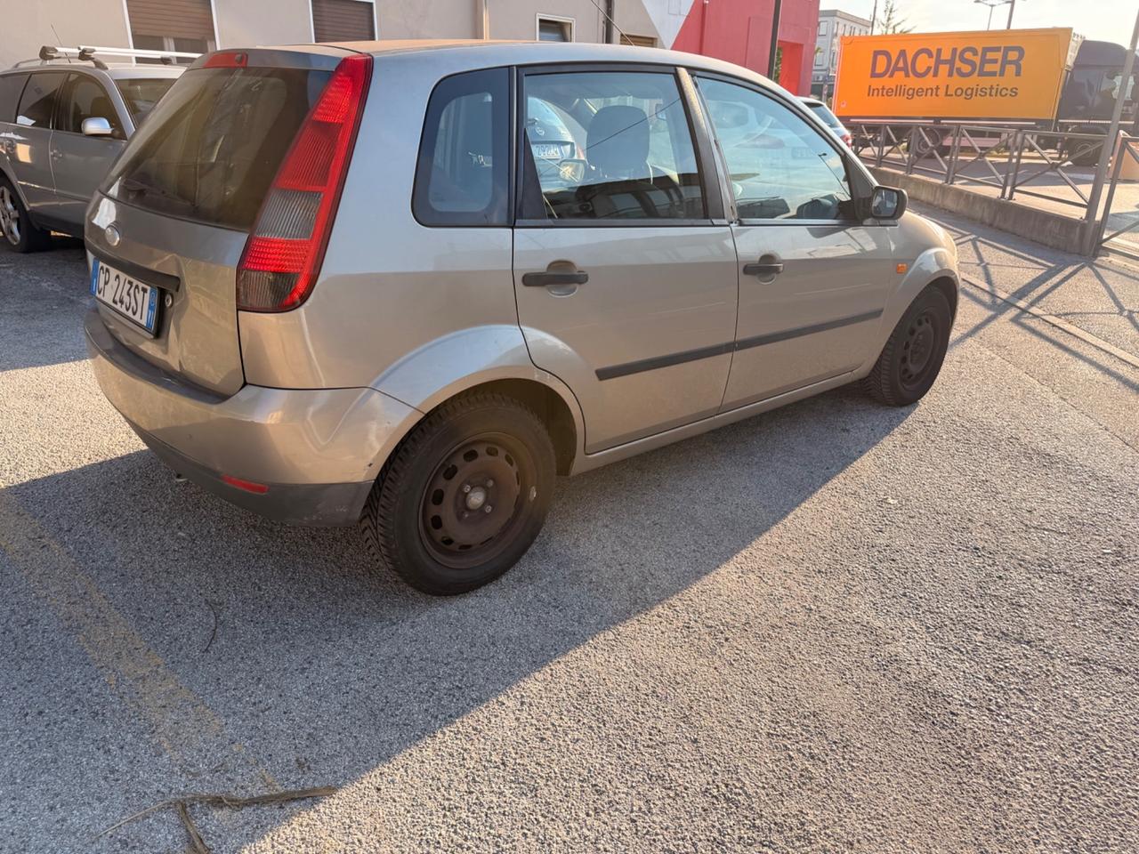 Ford Fiesta 1.2 16V 5p. Ghia