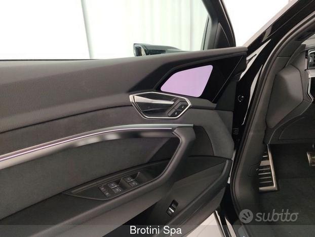 Audi Q8 e-tron SPB 55 quattro S line edition