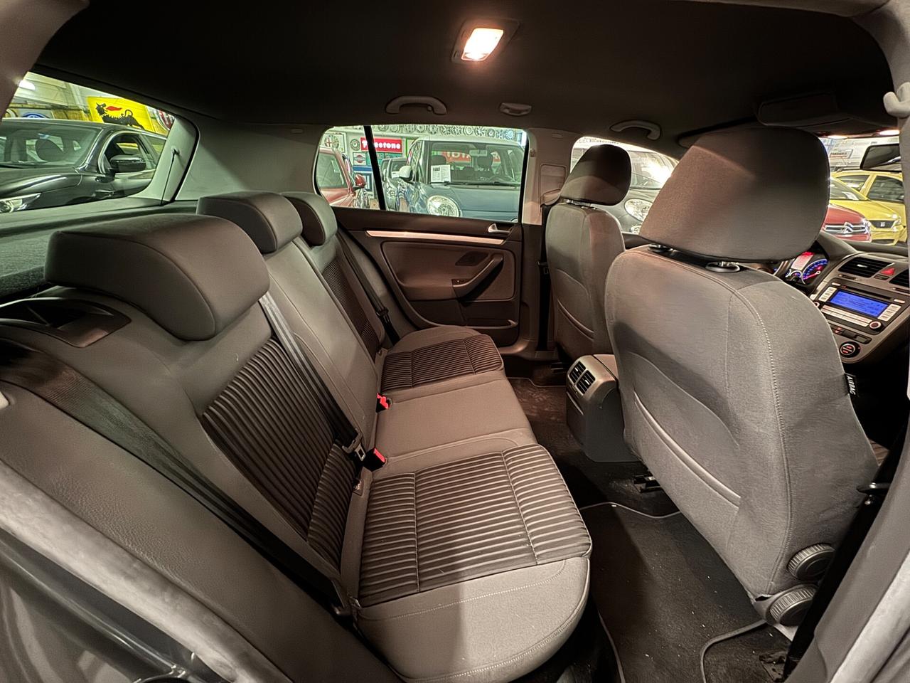 Volkswagen Golf 2.0 TDI DPF 5p.