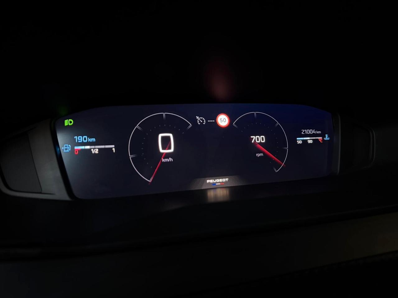 Peugeot 2008 1.2cc 100cv ALLURE - PREZZO REALE!