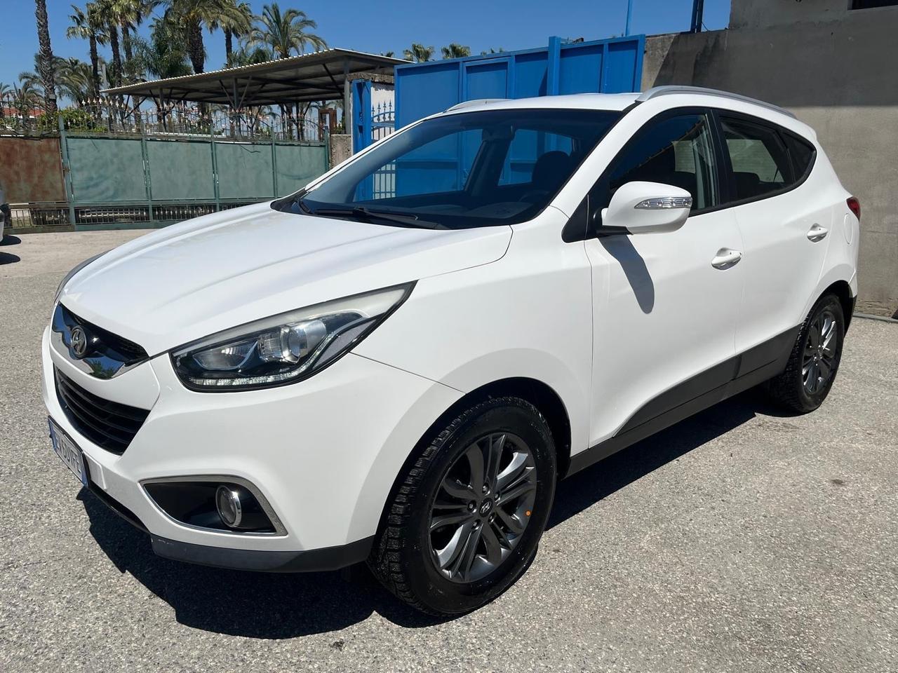 Hyundai iX35-1.7 crdi- full-2014