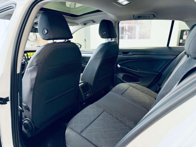 Volkswagen Golf 2.0 tdi Style 115cv dsg TETTO/IQLIGHT