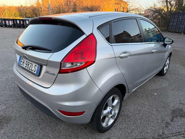 FORD Fiesta 1.4 5p BENZINA/GPL senza nessun lavoro da fare