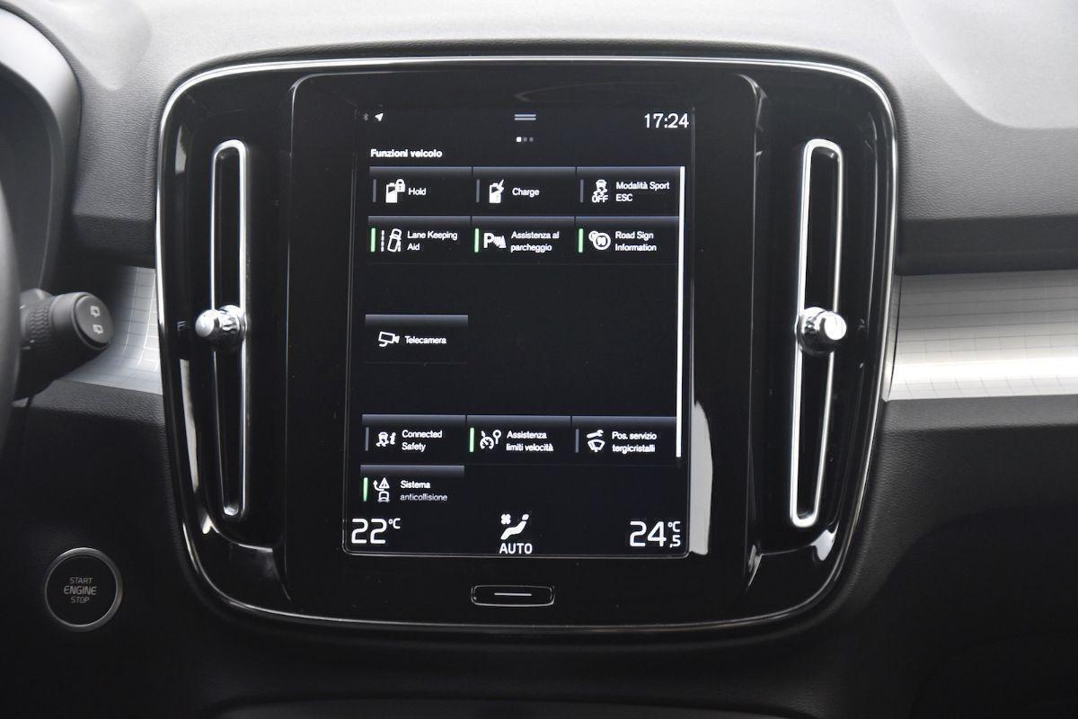 Volvo XC40 T4 Recharge Plug-in Inscription Expression