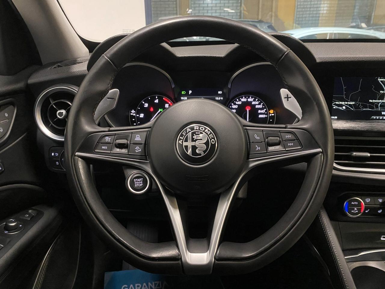 Alfa Romeo Stelvio 2.2 Turbodiesel 160 CV AT8 RWD Sport-Tech
