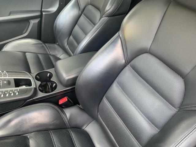 PORSCHE Macan 2.0