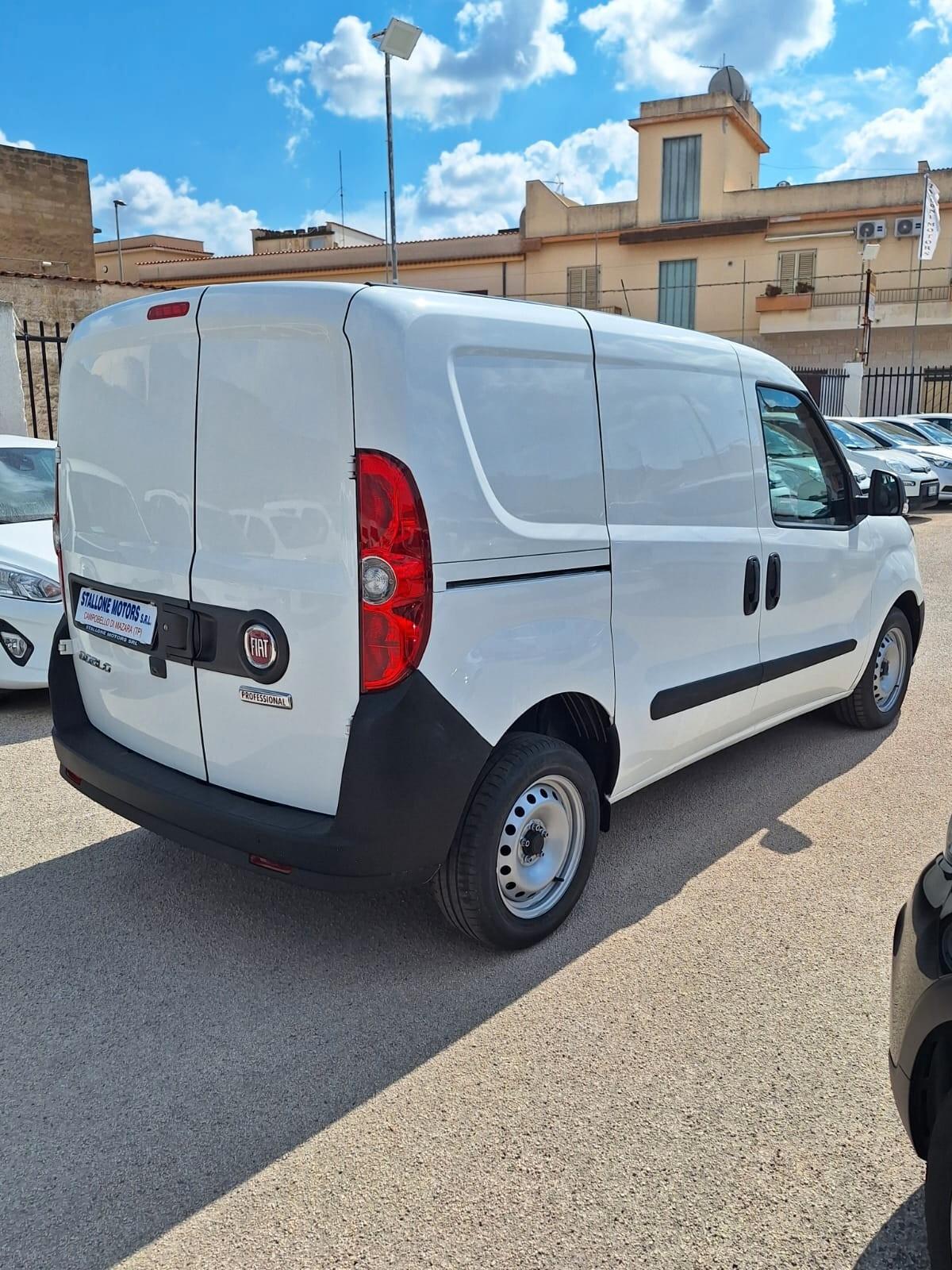 Fiat Doblo 1.6MJT 105CV SS PC-TN Cargo Easy 2023