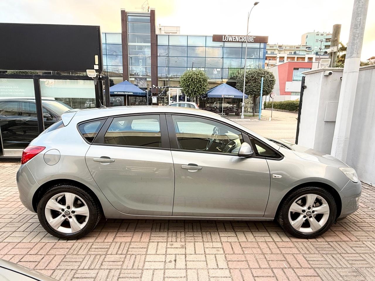 Opel Astra 1.7 CDTI Elective