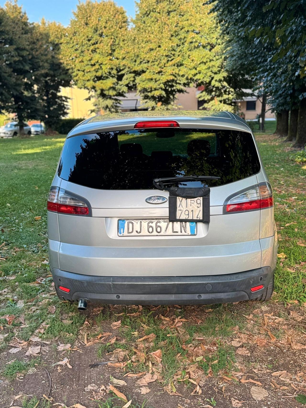 Ford S-Max 2.0 TDCi 140CV Titanium