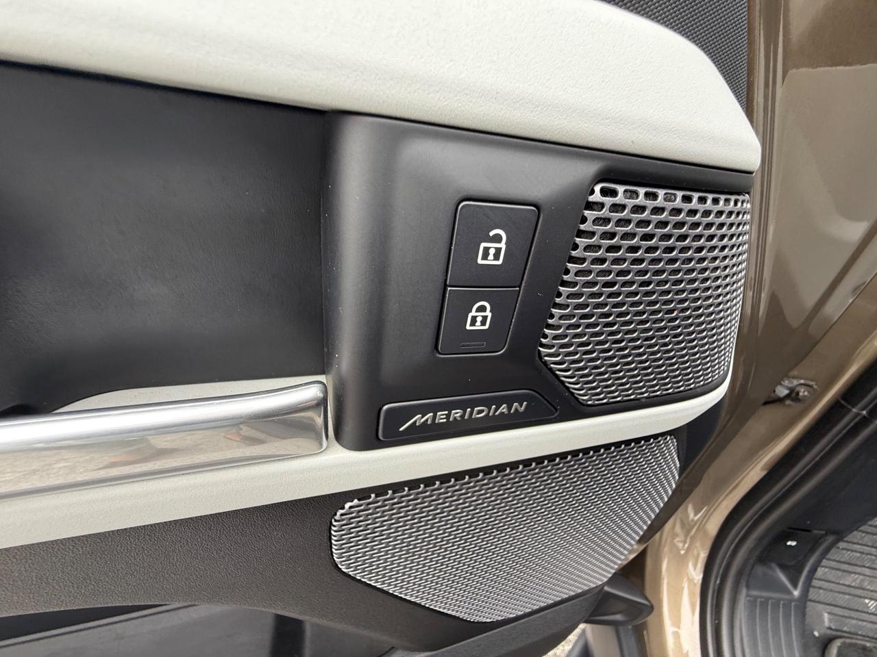 Defender 90 3.0D I6 200 CV-X-Dynamic-iva esp-