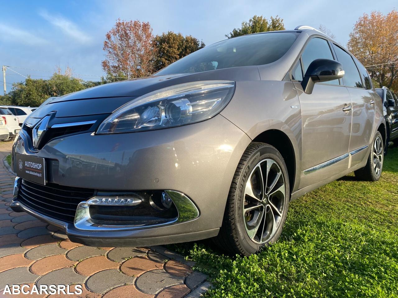 RENAULT - Grand Scénic - dCi 8V 110 CV EDC