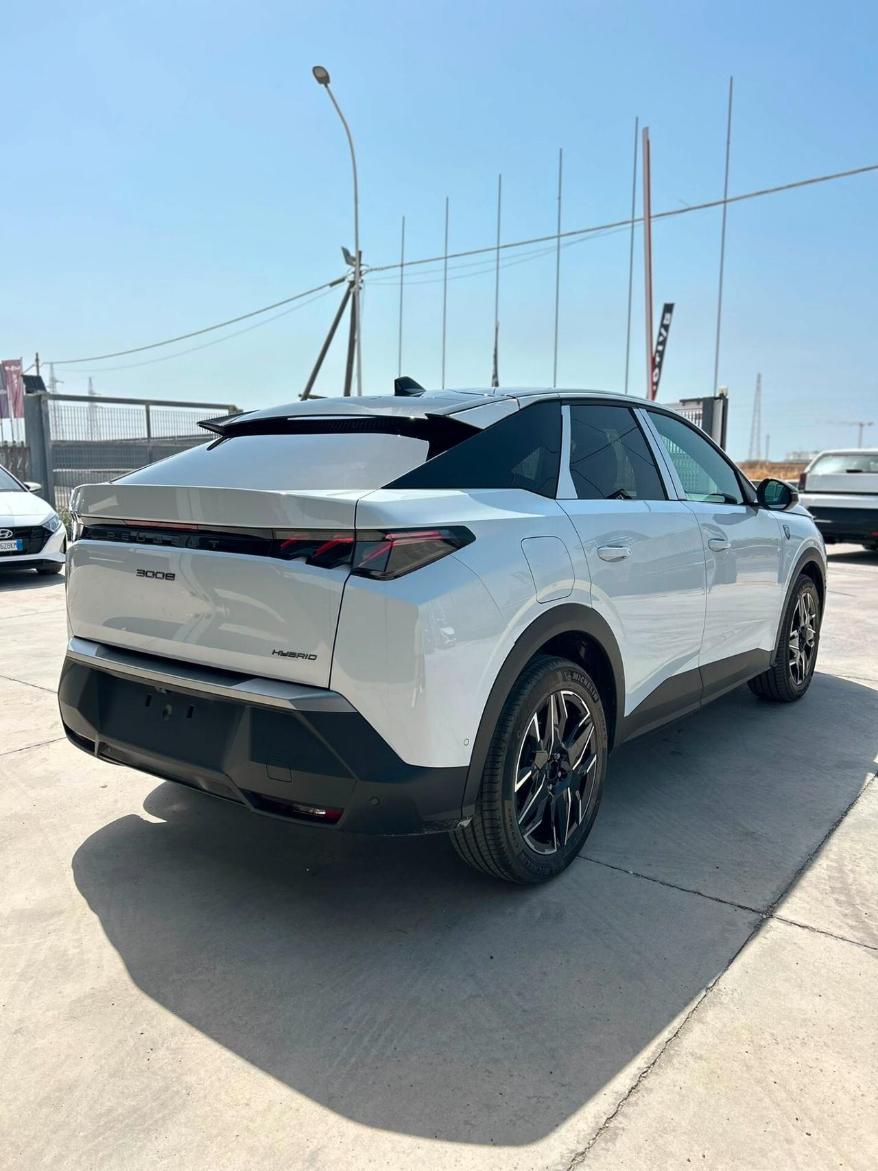 Peugeot 3008 Hybrid 145 e-DCS6 GT