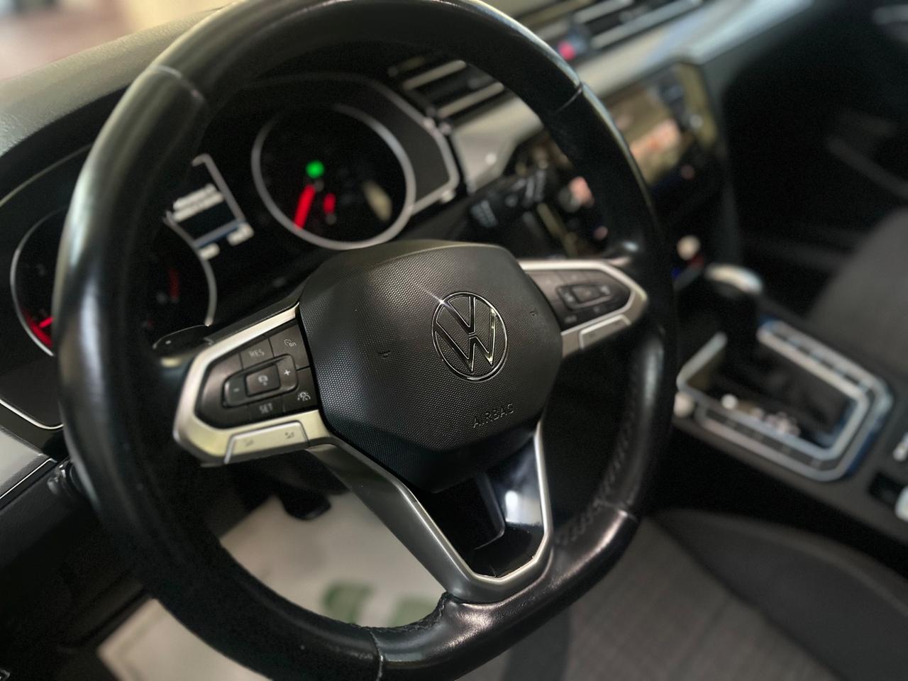 Volkswagen Passat Variant 2.0 TDI DSG/2021/automatic