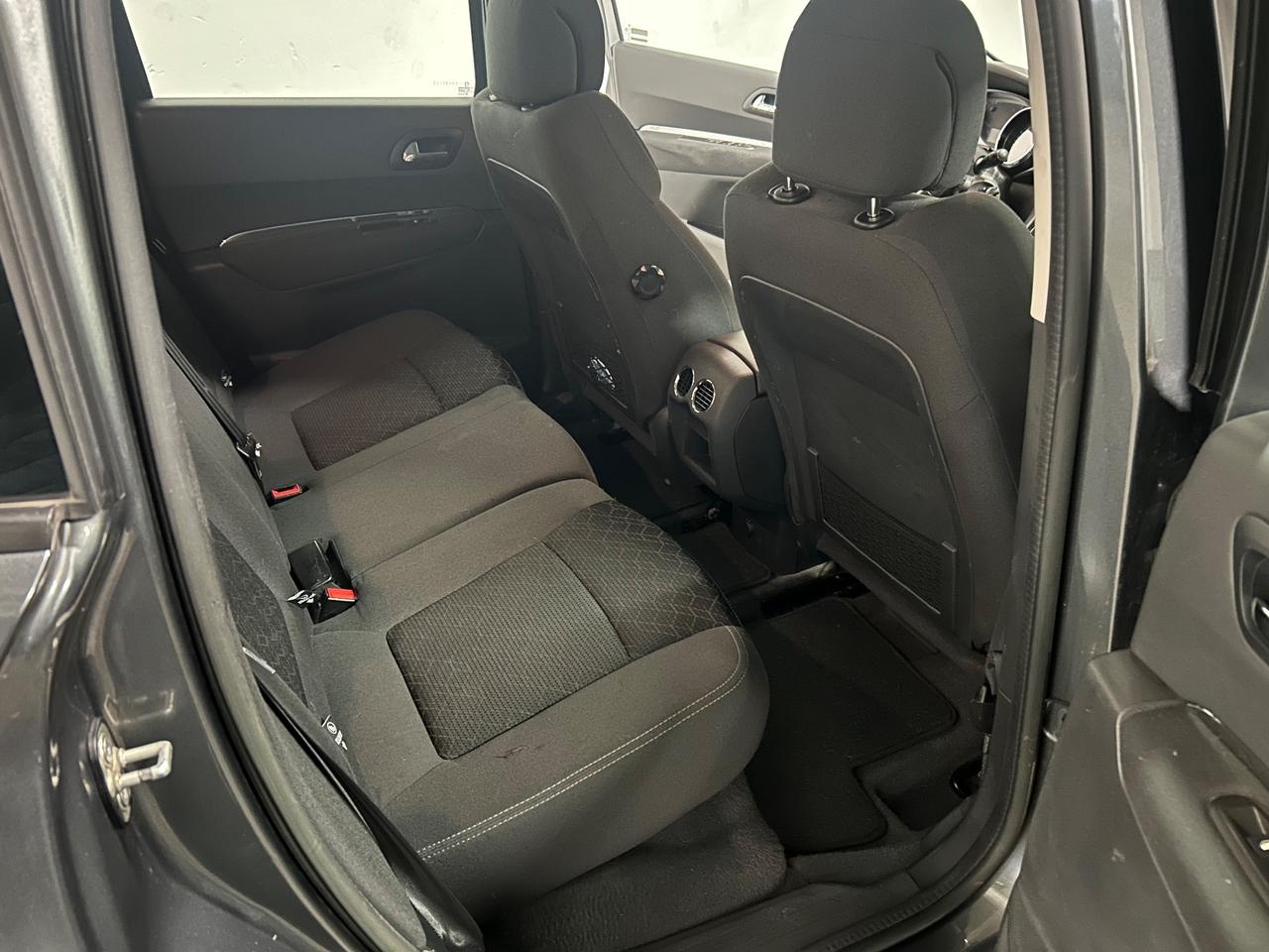 Peugeot 3008 1.6 e-HDi 115CV ETG6 Stop&Start Business