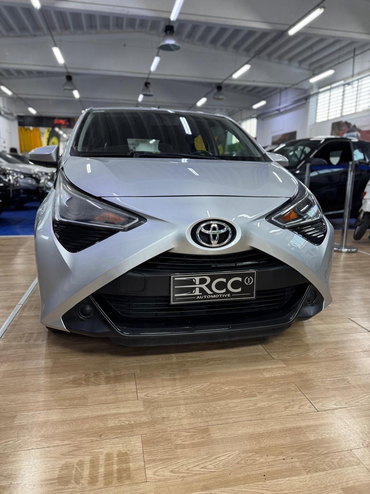 Toyota Aygo 1.0 VVT-i 72 CV 3 porte x-cool