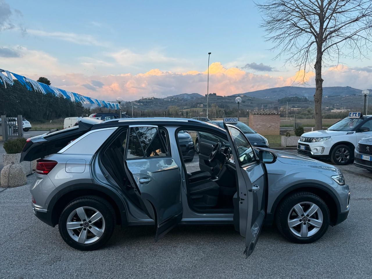 " DA VETRINA " Volkswagen T-Roc 2.0 TDI Style