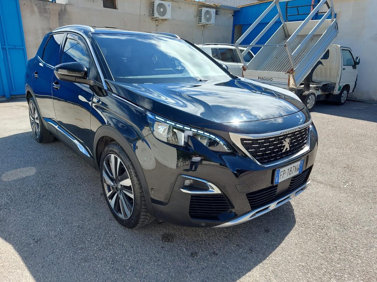 Peugeot 3008 “GTLINE” 1.5 hdi- cambio/aut-2018