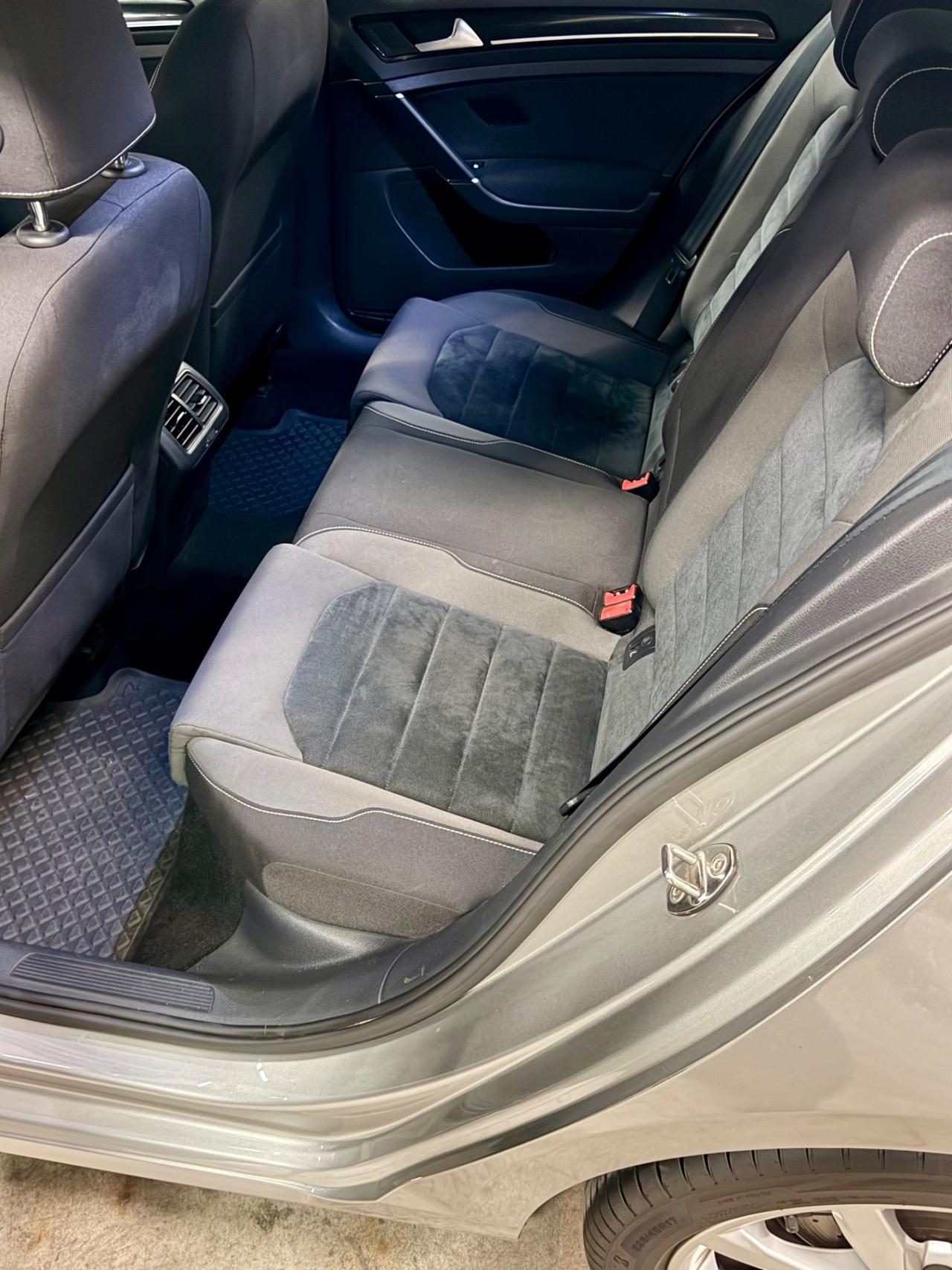 Volkswagen Golf Plus 1.6 TDI DPF Highline