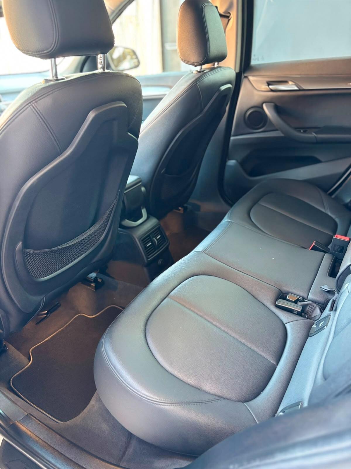 Bmw X1 sDrive18d xLine