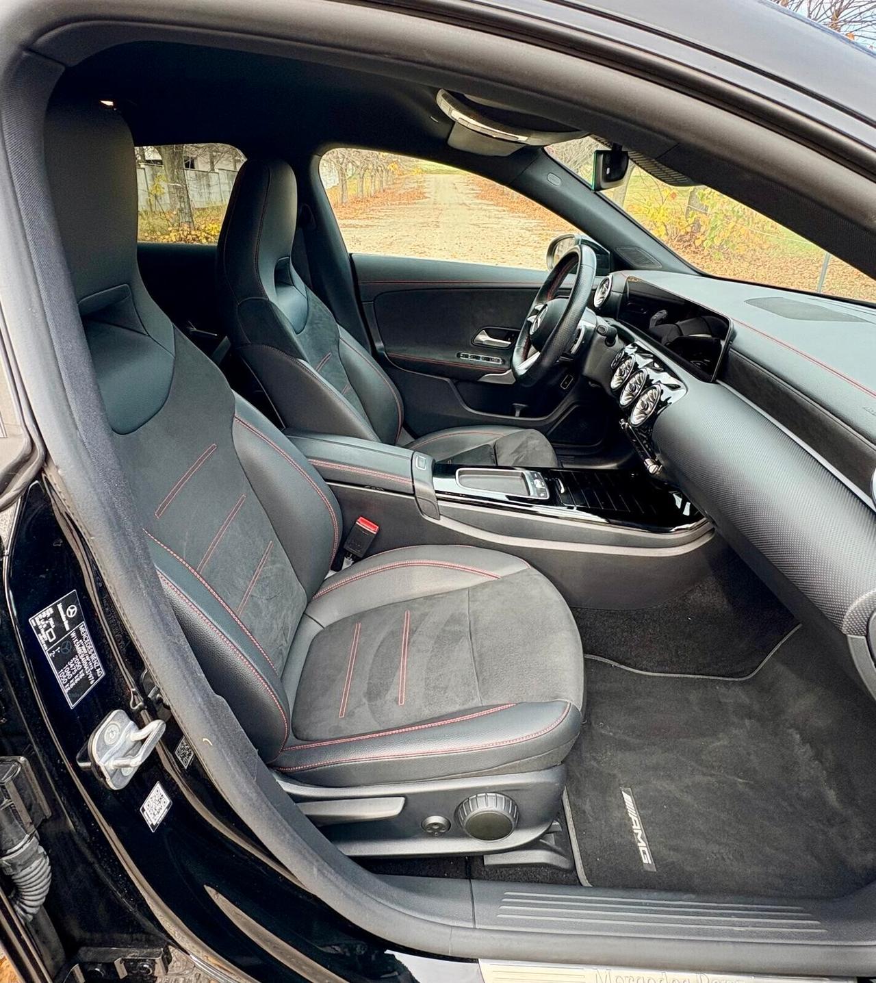 Mercedes-benz CLA 180 Automatic Shooting Brake AMG Line Premium