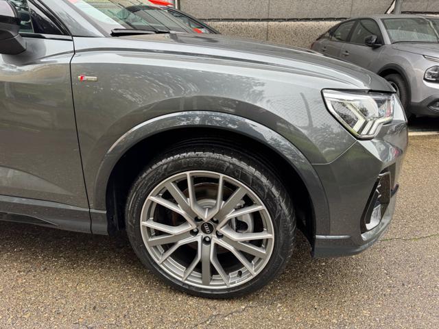 AUDI Q3 SPB 40 TDI Quattro S Tronic Id. Black S-Line KM 0