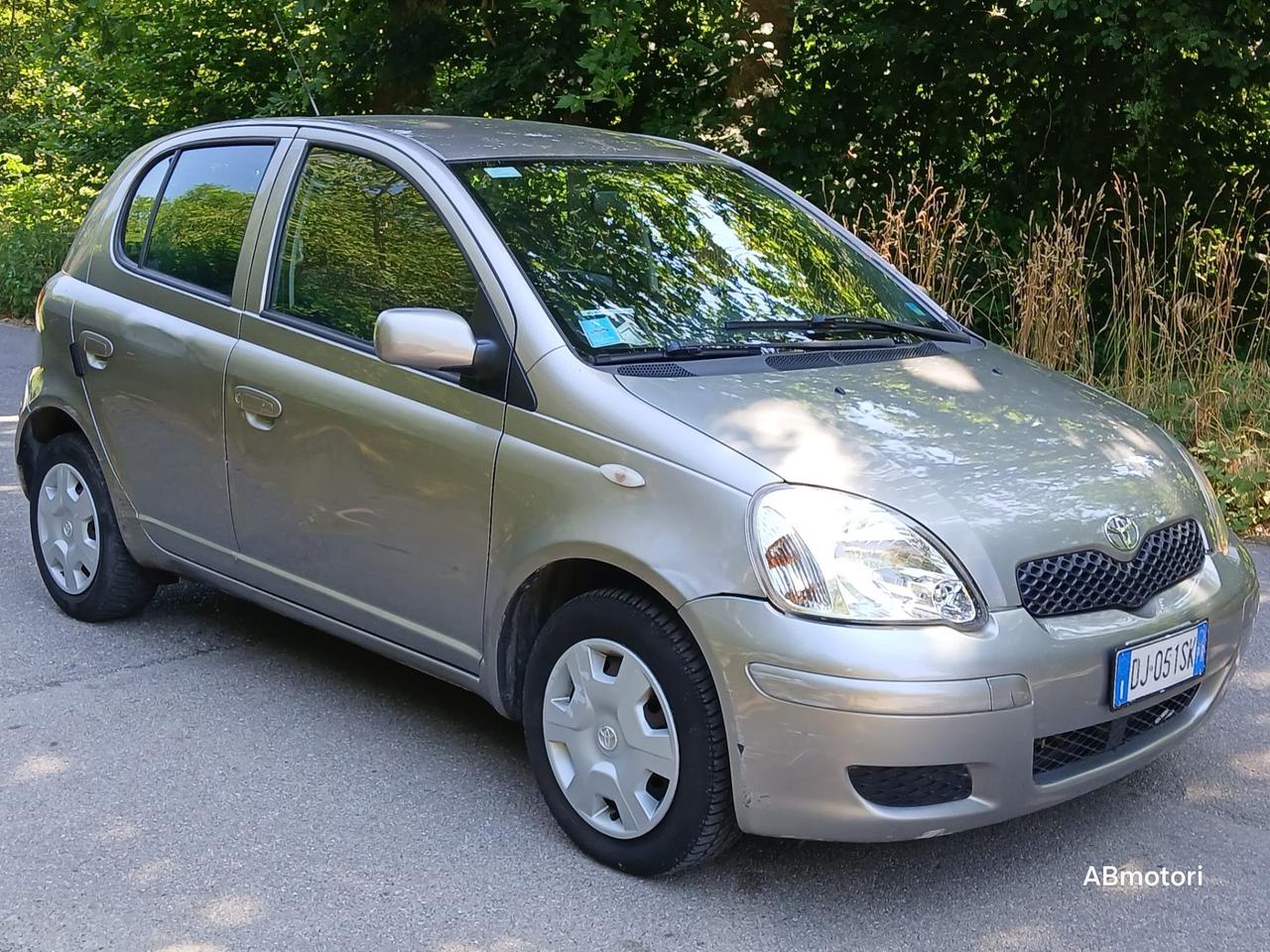 Toyota Yaris 1.0i 16V cat 3 porte Sol