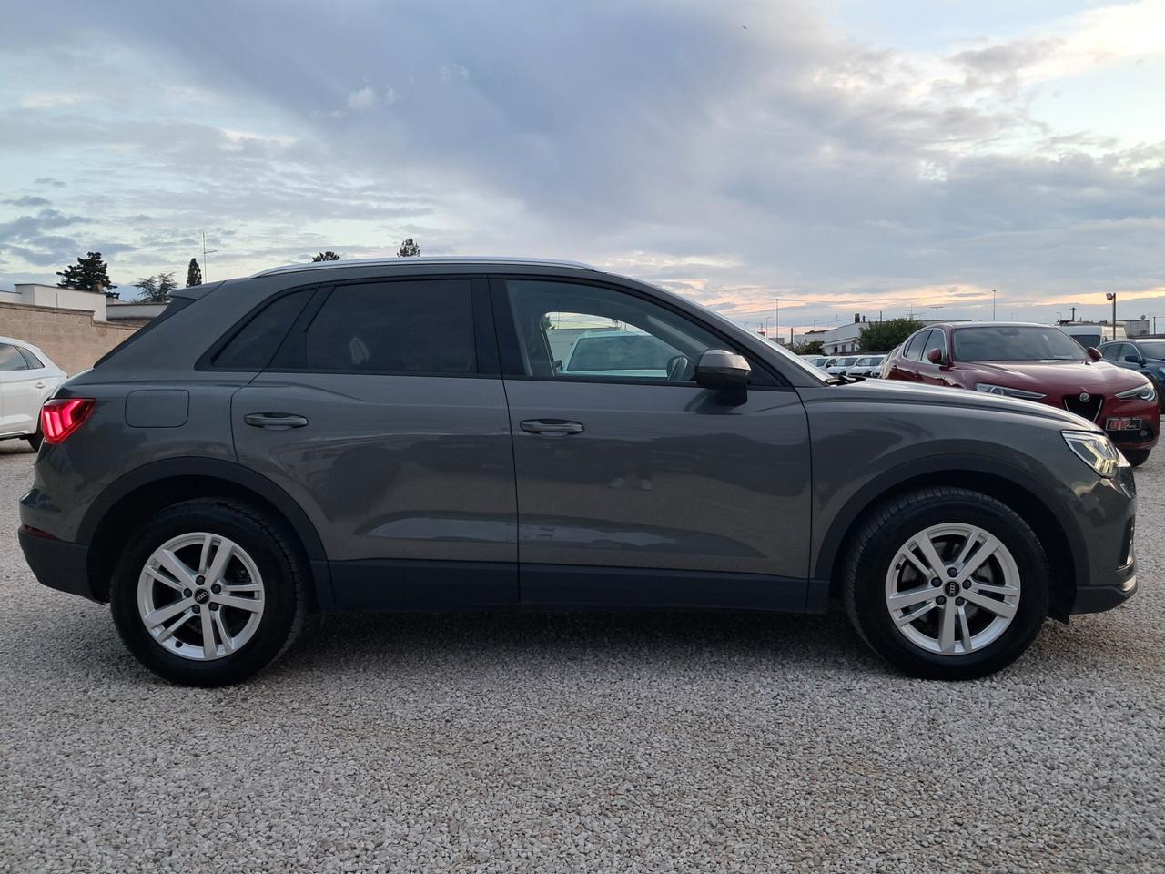 Audi Q3 35 TDI 150cv S Tronic *VIRTUAL* MATRIX-LED-NAVY*