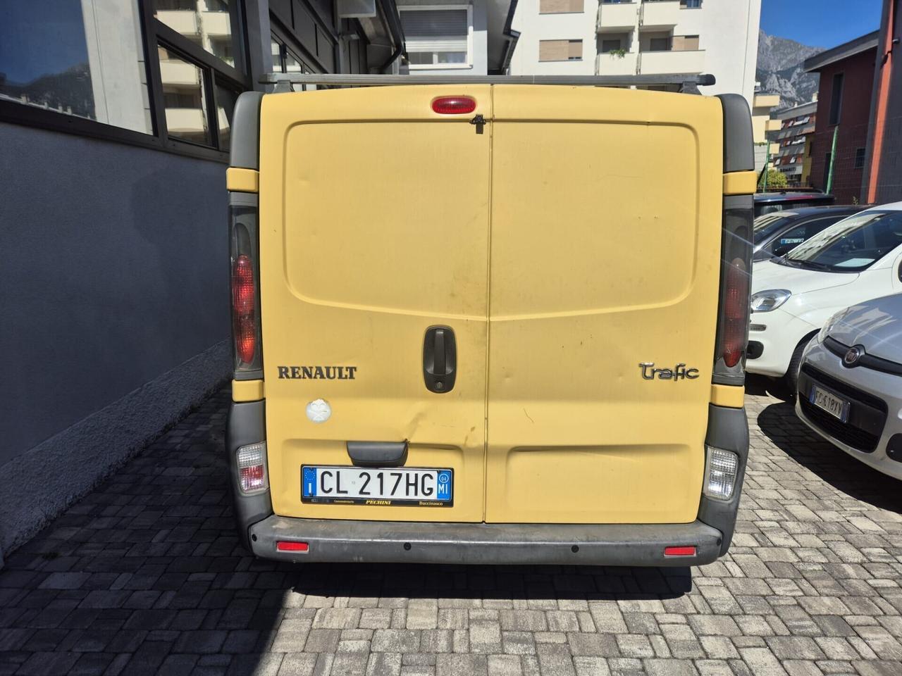 Renault Trafic T29 1.9 dCi 80CV PL
