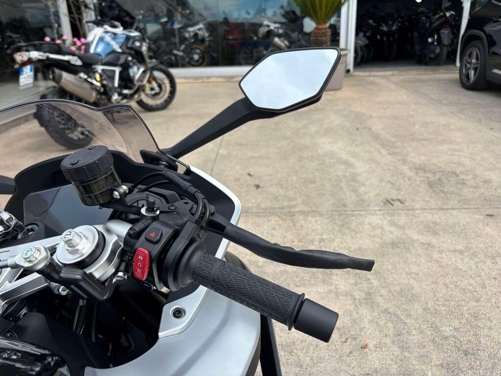 CfMoto 675 sr-r piccolo mostriciattolo a 75 euro al mese senza anticipo