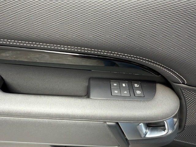 LAND ROVER Discovery 3.0D I6 249 CV AWD Auto R-Dynamic SE 7 POSTI