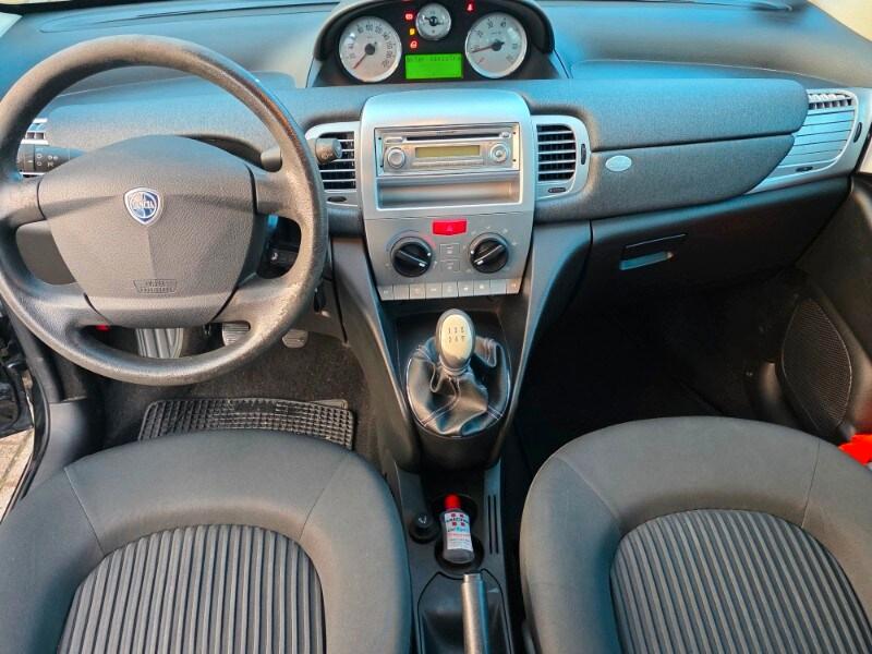 LANCIA Ypsilon 2ª serie Ypsilon 1.2 69 CV Argento