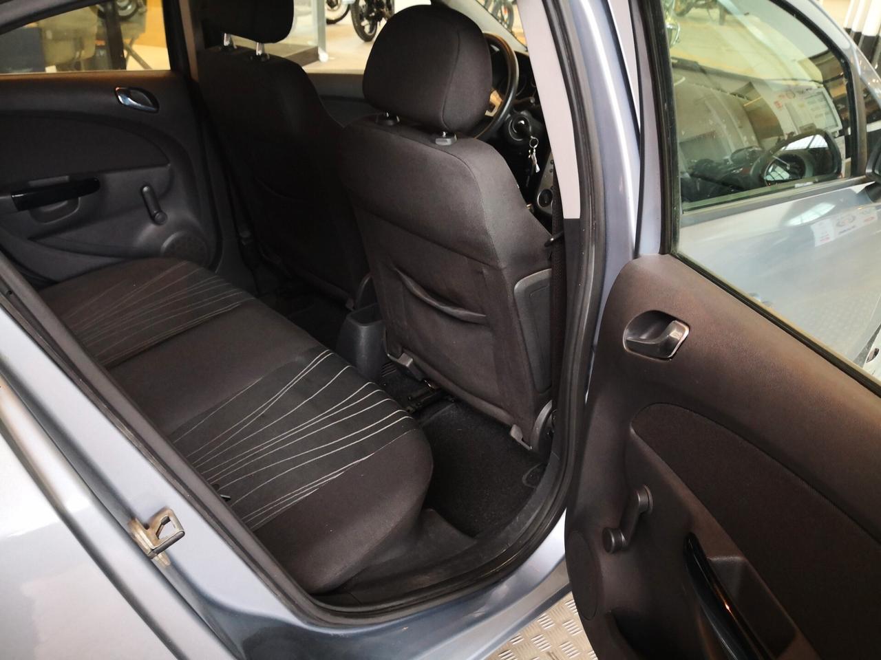 Opel Corsa 1.2 5 porte Enjoy