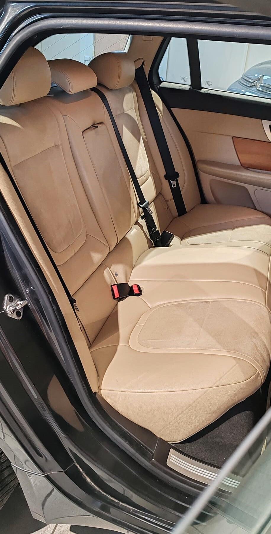 Jaguar XF Sportbrake 2.2 D Business Edition