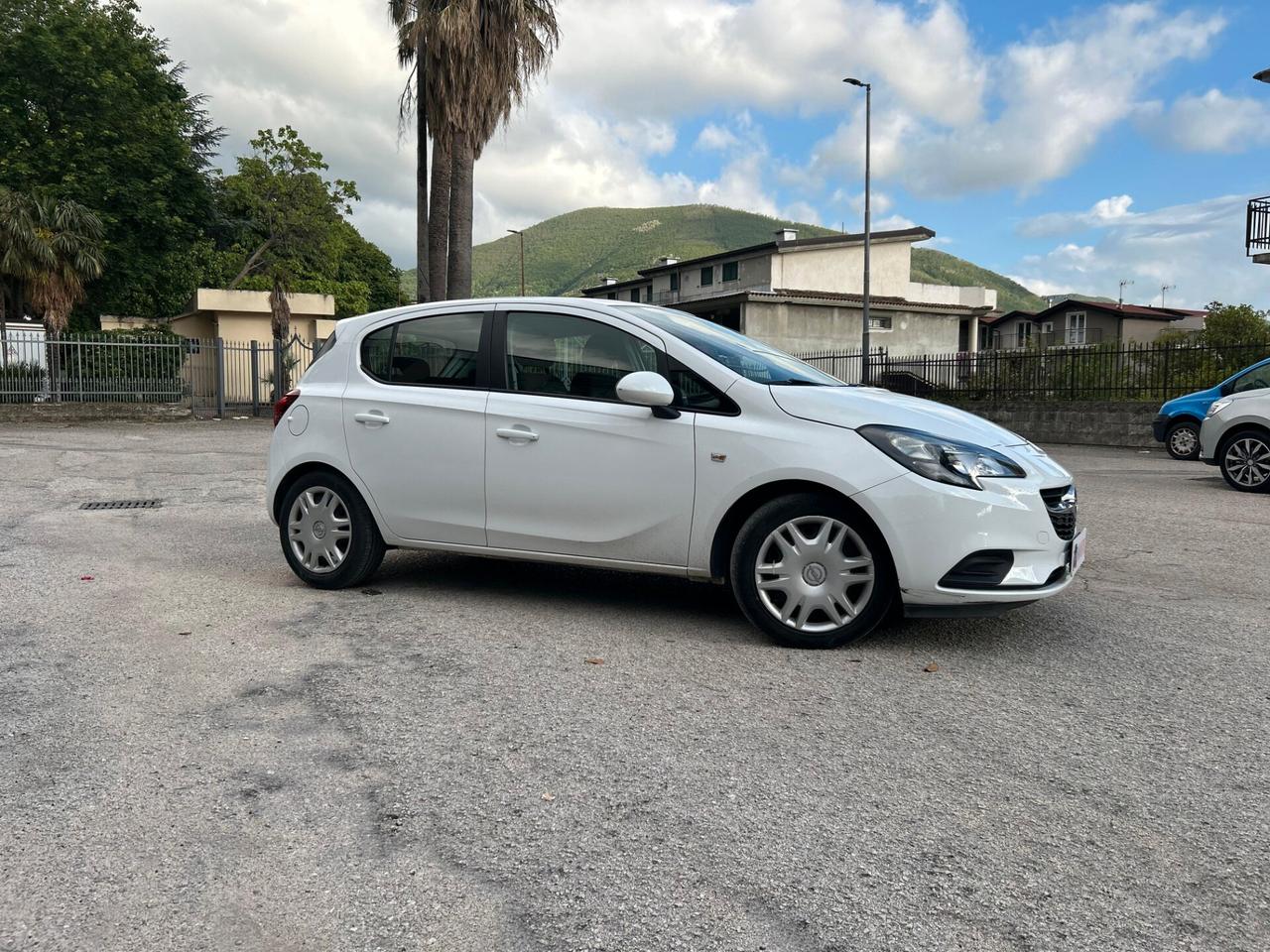 Opel Corsa 1.2 5 porte Innovation GPL