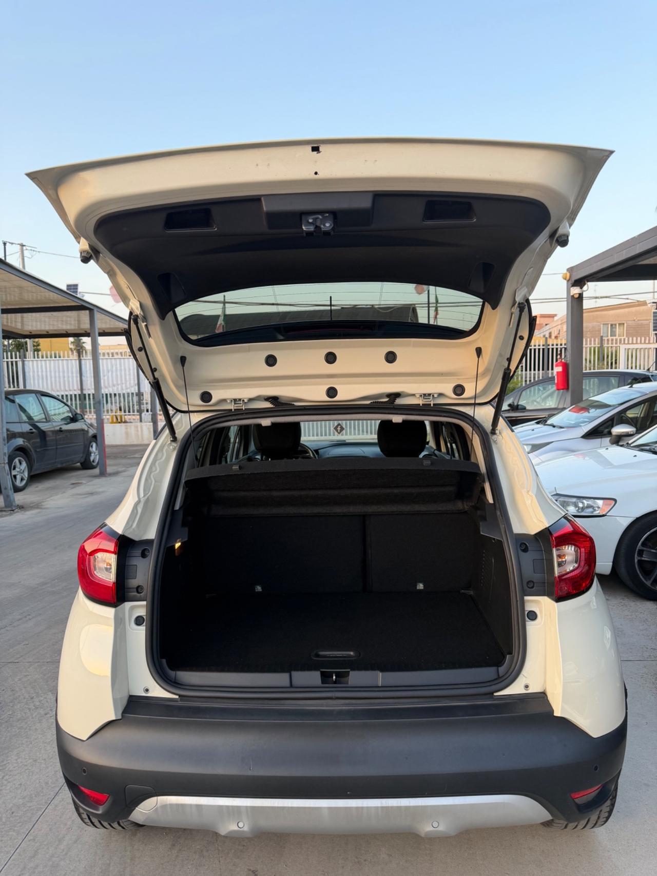 Renault CAPTUR 1.5 DIESEL 2015 - AUTOMATICA